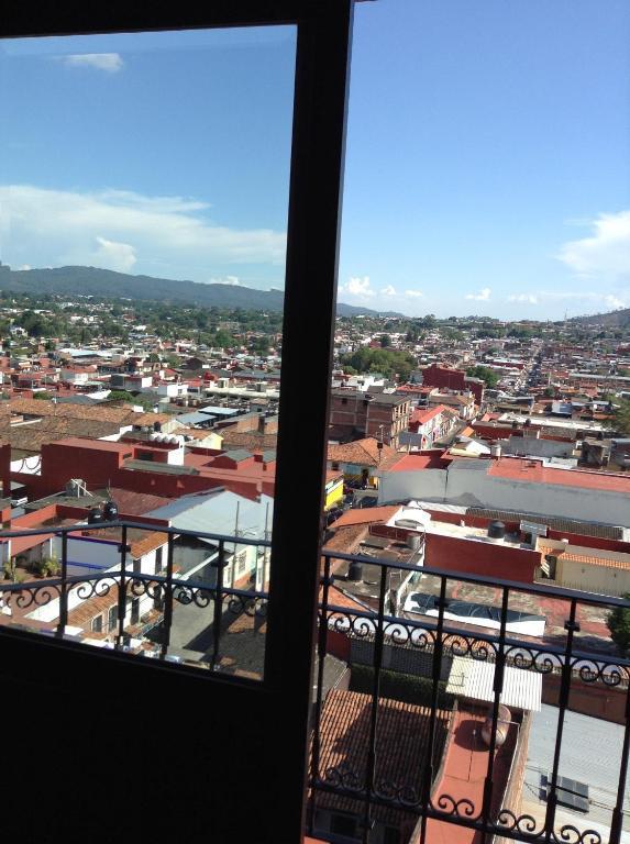 Hotel Real De Uruapan Uruapan  Exterior photo